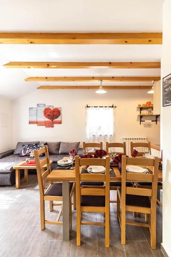 Family Friendly House With A Parking Space Raspor, Central Istria - Sredisnja Istra - 21878 Villa Buzet